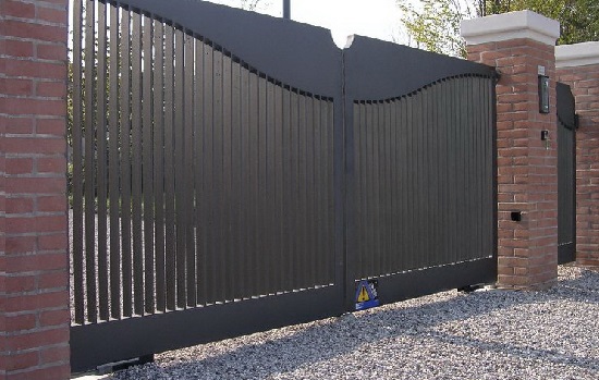 Купить новые ворота Абакан откатные в Лангепасе по цене от 84528 руб